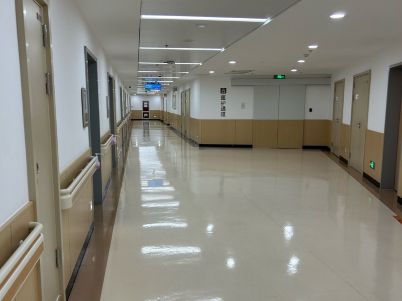 大廳走廊同質(zhì)透心地板