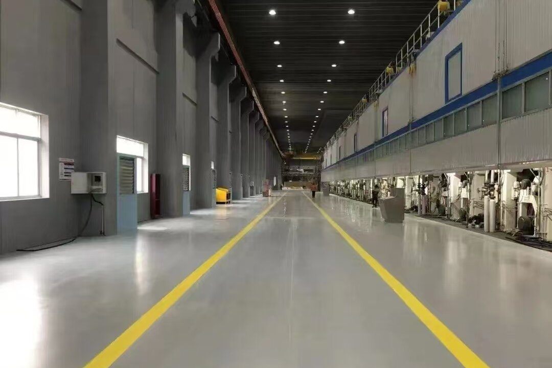 工業(yè)地板.jpg