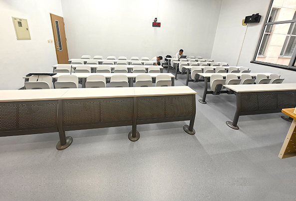 Homogeneous Vinyl Flooring for Schools