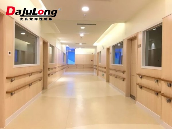 大巨龍同質(zhì)透心地板