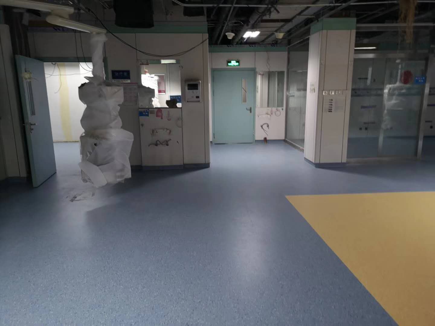pvc卷材地板
