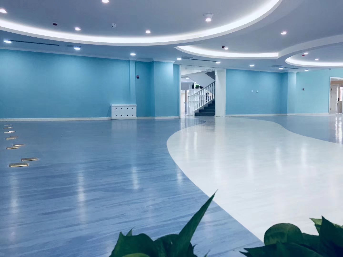 大巨龍地板廠家生產工藝高端，產品得到認可！
